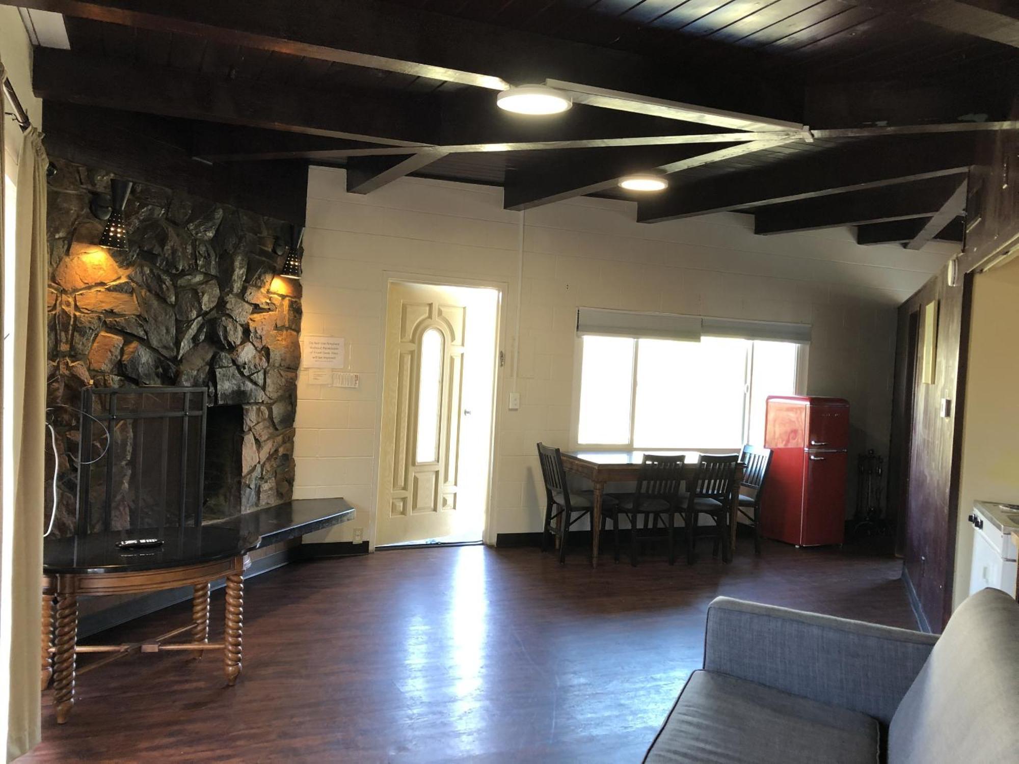 Sierra Lodge Three Rivers Rom bilde